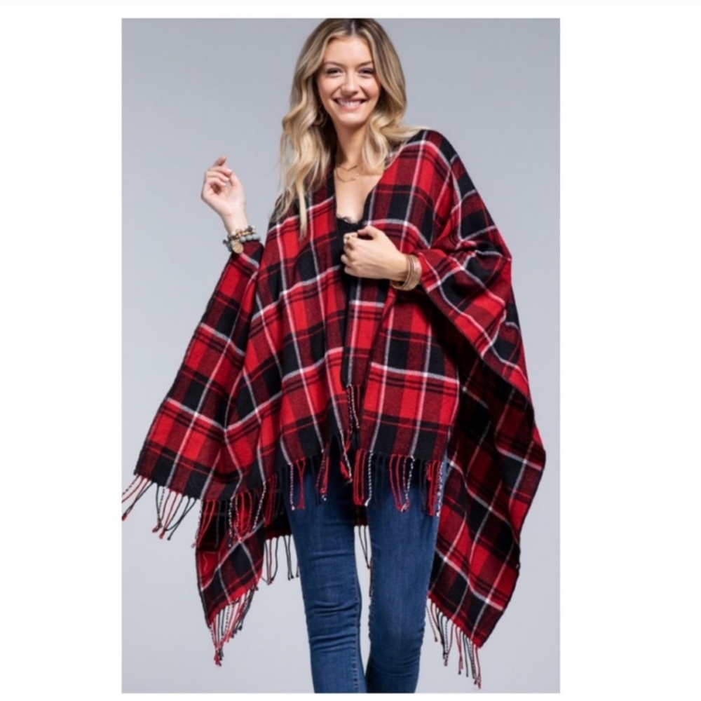 Soft Buffalo Plaid Ruana Poncho - Picture 3 of 7